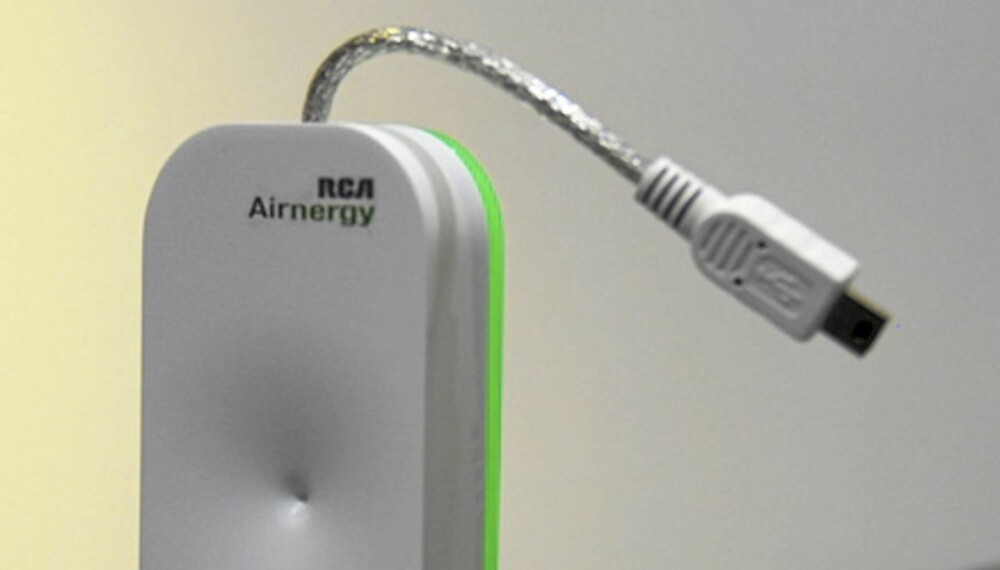 BLØFF? Airnergy Charger fra RCA, som henter strøm fra lufta, eller bare en godt lagd juksedings?