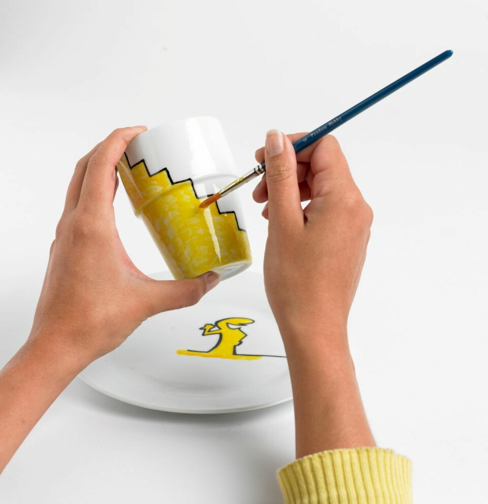 EGET DESIGN: Du kan fint lage ditt eget humoristiske servise.