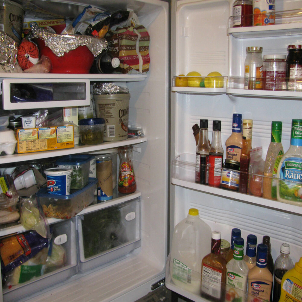 GOD VANE: Lag rutine på å vaske kjøleskapet regelmessig.