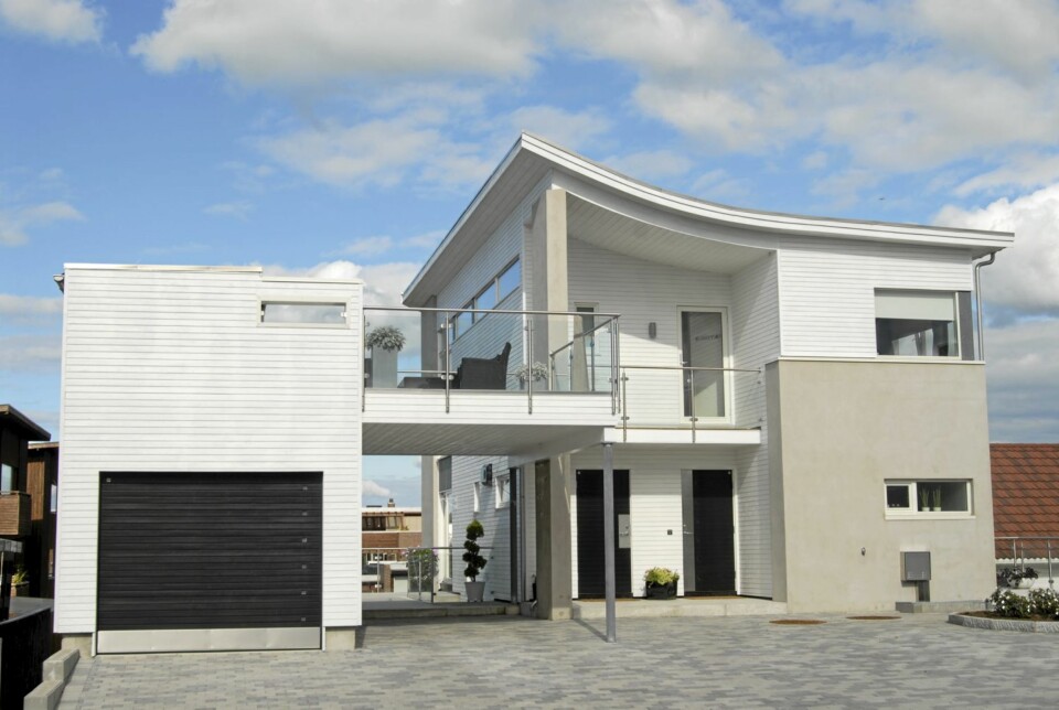 Personlighet. Det buede taket gir karakter til Klepp Huset på Bryne. Arkitekt: Mona Twiss.
