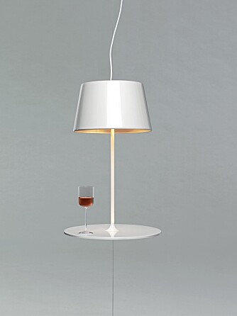 SVEVELAMPE: Hareide Design viste prototypen på en svevende lampe på 100% Norways stand i London sist helg, nothernlighting.no SVEVELAMPE: Hareide Design viste prototypen på en svevende lampe på 100% Norways stand i London sist helg, nothernlighting.no
