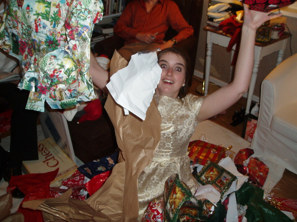 GLAD I JULA: Så glad blir man når det endelig er jul igjen!