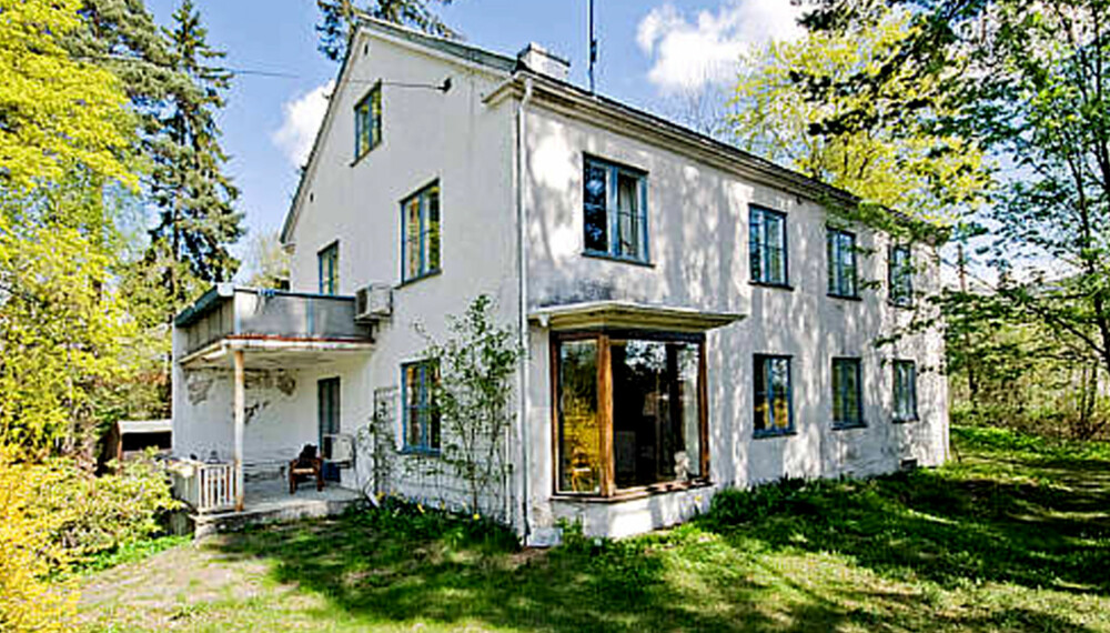 3 MILL. OVER TAKST: Dette huset på Høvik i Bærum gikk 3 millioner over takst.