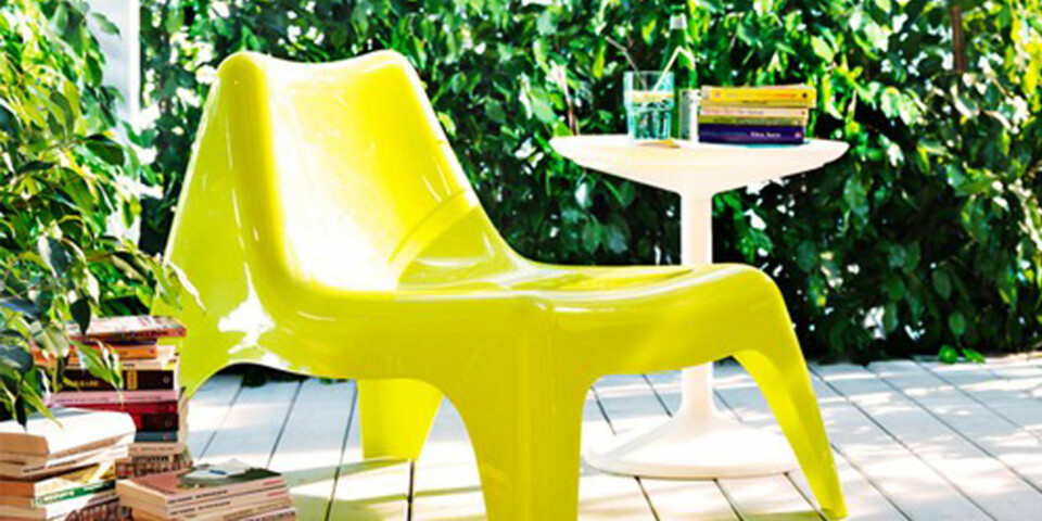 ZALO ER SUPERT: Bruk lunkent vann med Zalo når du skal vaske av plastmøblene dine.