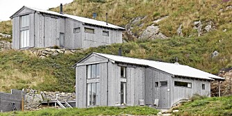 VESTLANDSTRADISJON: De arkitekttegnede hyttene på Svånes utenfor Egersund er formet som gamle uteløer og naust.