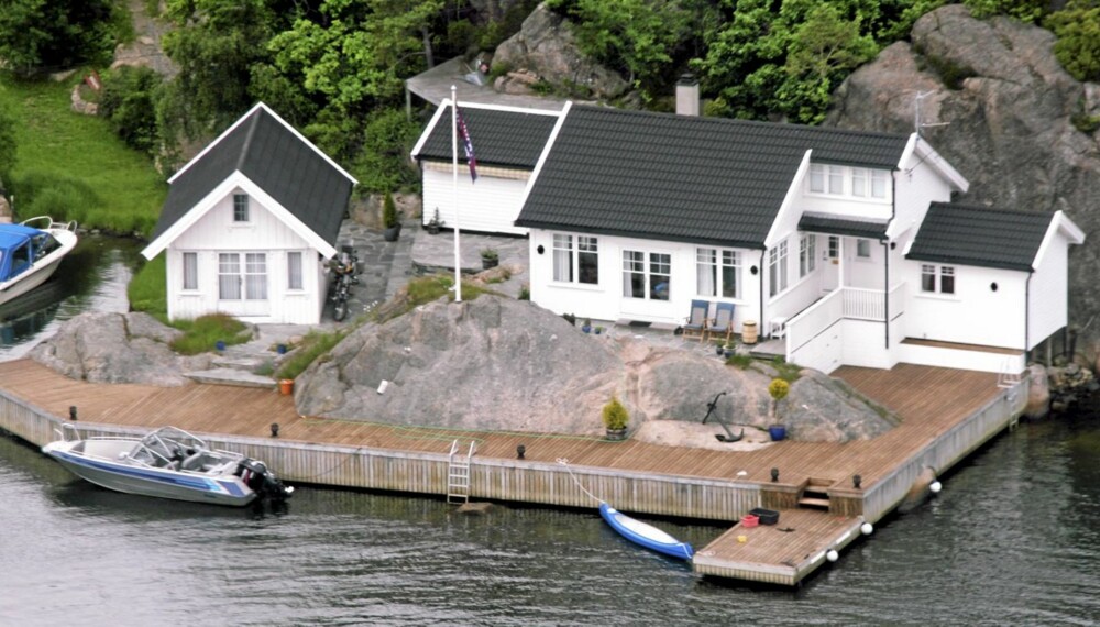 SØGNE: Hytte ved sjøen med eksklusiv innredning. 12 sengeplasser. Pris: 9510 kroner i uka.