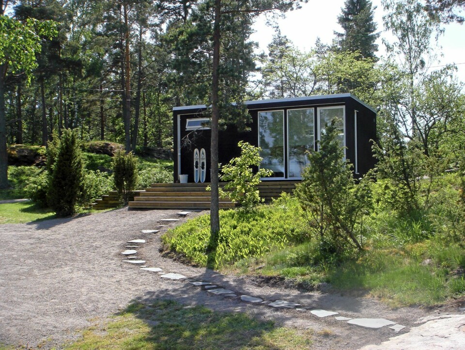 HYTTEIDYLL: Enkelrum-hytte er ikke store i volum, men de kan gi store ferieopplevelser like vel.