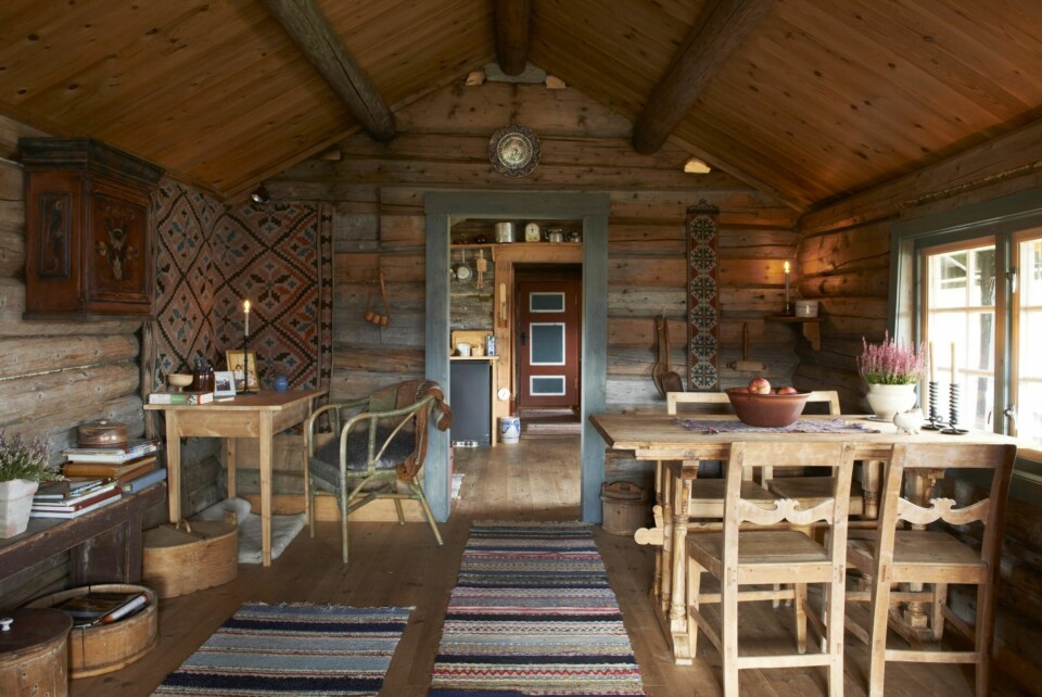 HERLIG RESULTAT: Ettersom stuedelen ikke er bredere enn 3,6 meter, men seks meter lang, var det viktig å finne riktig størrelse på møblene.