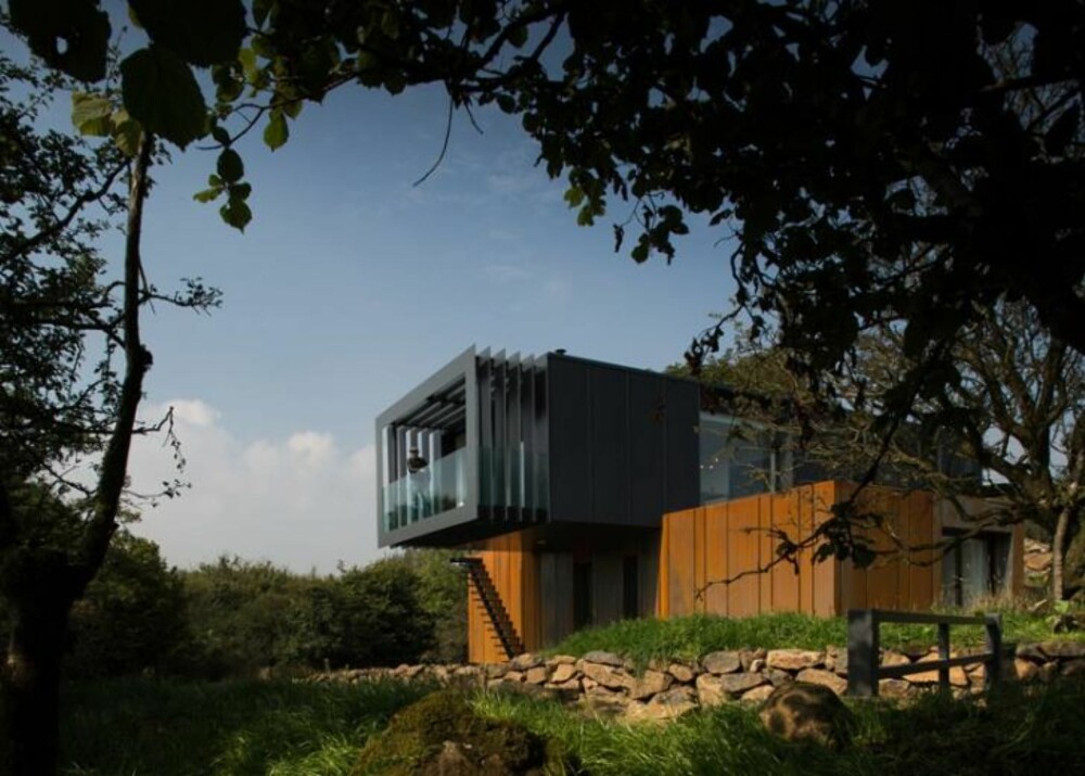 SKULPTUR: Arkitekten ønsket at boligen skulle skille seg ut og være som en skulptur i landskapet. FOTO: Aidan Monaghan
