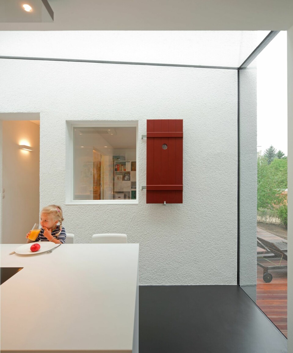 GAMMELT OG NYTT: Fasaden på det gamle bygget har fått lov til å være urørt.