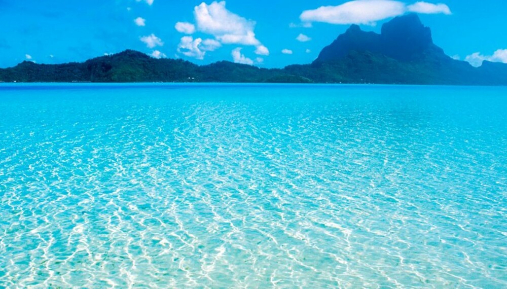 EKTE IDYLL: Det er ikke bare naturen som imponerer på Bora Bora, det gjør også hotellene.
