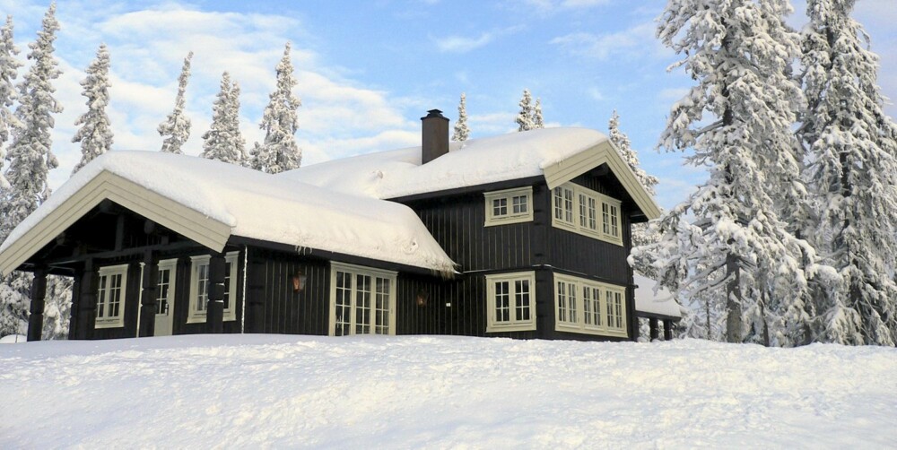FEMUND: En av de mestselgende modellene til Norgeshus er Femund. En tradisjonell oppstuggu med to sidefløyer. Fra 1 501 965 kroner.