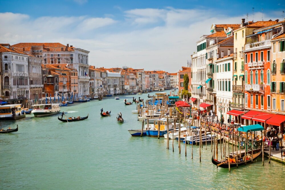 ITALIENSK INSPIRASJON: Sjøparken er inspirert av den sjarmerende byen Venezia ved Adriaterhavet i Italia. Venezia er kjent for sine kanaler, sin arkitektur og sin historie.