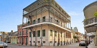 HUS MED MAKABER HISTORIE: Sultanens hus i det franske kvarter i New Orleans.