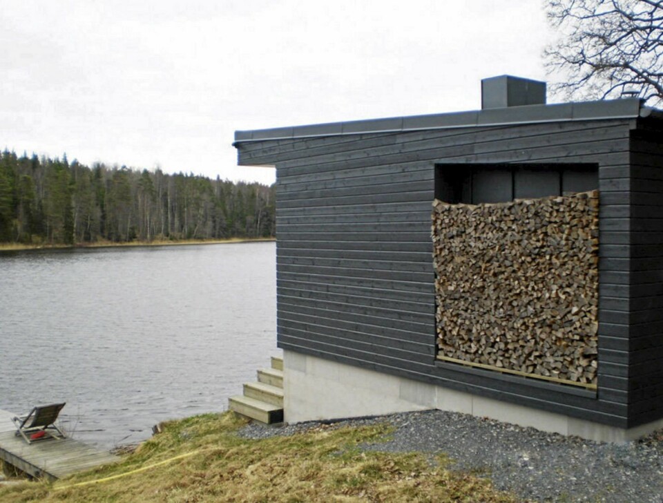 ANNEKS: Nede ved sjøen ligger et lite anneks.