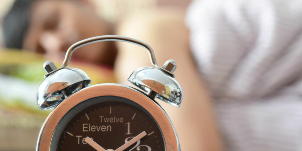SOVER IKKE NOK: De fleste som ble spurt om sine sovevaner og morgenrutiner innrømmer at de ikke tror at de sover nok timer hver natt. SOVER IKKE NOK: De fleste som ble spurt om sine sovevaner og morgenrutiner innrømmer at de ikke tror at de sover nok timer hver natt.
