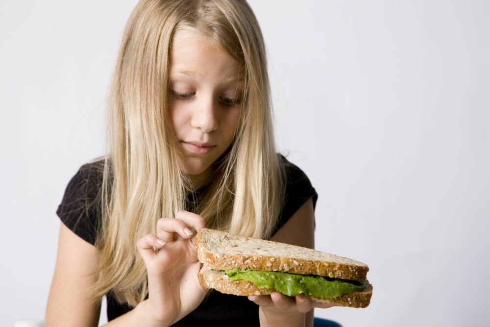 IKKE KUTT UT TING: Ekspertene mener du ikke bør kutte ut hele matgrupper, som for eksempel de som inneholder gluten.
