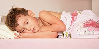 TØRR OM NATTA: Er bleia tørr om morgenen, er det sannsynlig at barnet ditt er klar for å slutte med nattbleie.
