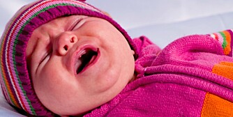 VARM: Barn forstår ikke at det blir varmere av å ligge i vognen og gråte, skriver Lisa Bonnar i et debattinnlegg.