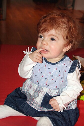 LITEN JENTE: Tuva 1 år. LITEN JENTE: Tuva 1 år.