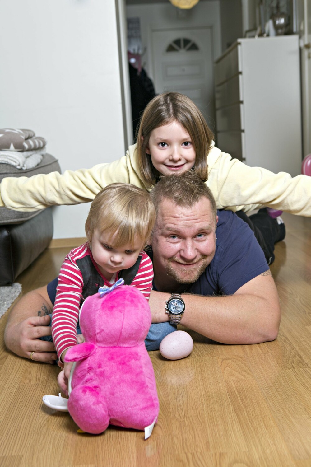 – Alt er bra med Anders, fastslår Bettina Synøve (8), som gleder seg til å dra på ferie sammen med «Årets pappa» og resten av familien.