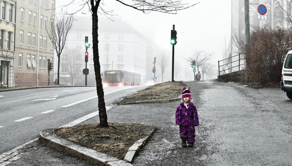 BARN I BYEN: Norske byer vil gjerne holde på barnefamiliene, men byutviklingen går i mer barnefiendtlig retning.