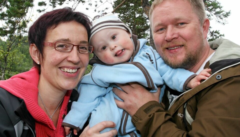 HÅP: Elin og Tor Petter velger å tenke positivt og håper at Øyvind vil vinne kampen mot kreften.