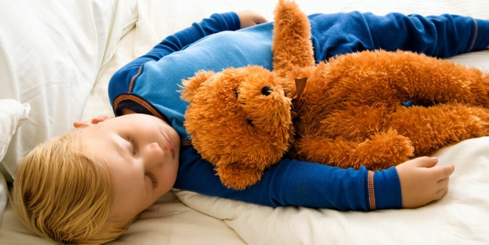 GODE RUTINER: Hvis barnet har faste regler for legging, og gode og faste rutiner ellers i hverdagen, blir det lettere å innarbeide et normalt søvnmønster.