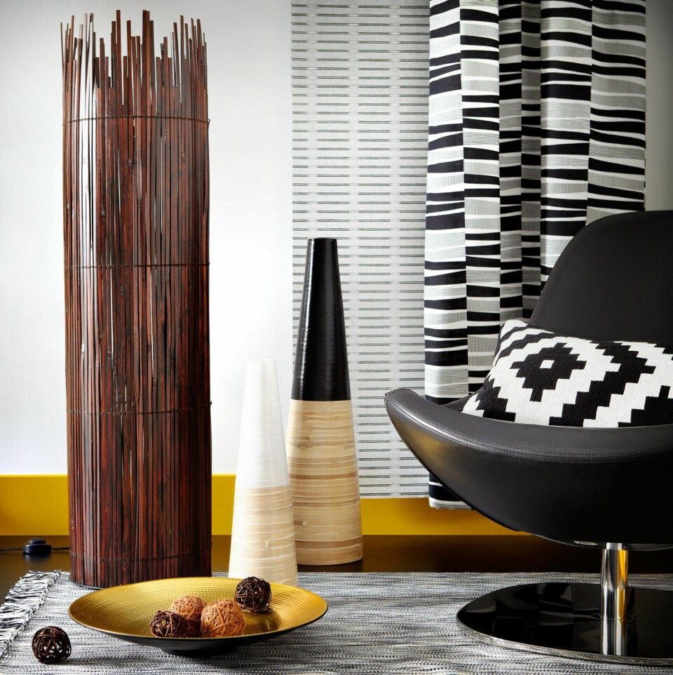 SVART OG HVITT: Klare kontraster i fargebruk er typisk for denne trenden. Ikea råder kundene til å krydre hjemmet med enkelte etniske innslag.