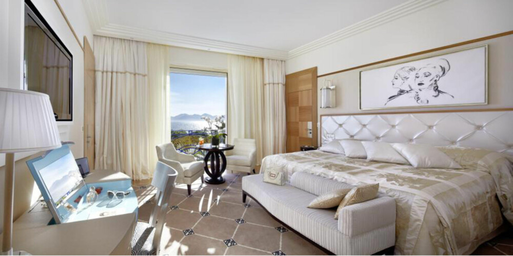 RIVIERA: Bo i stil på Penthouse Suite på Hotel Martinez i Cannes. Men det koster. RIVIERA: Bo i stil på Penthouse Suite på Hotel Martinez i Cannes. Men det koster.