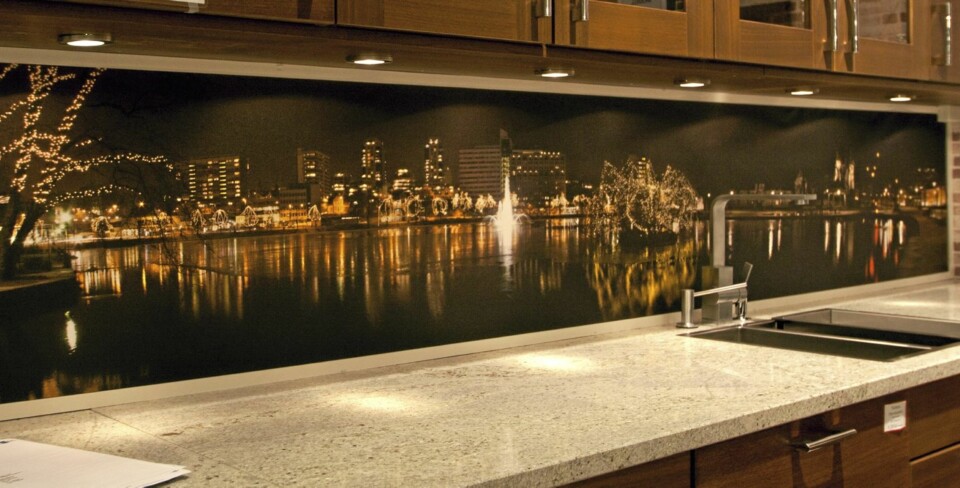 FOTO: Lag dine egne private bakgrunner på kjøkkenveggen med fototapet.