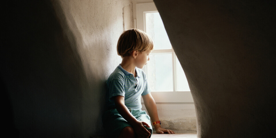 SAVNER MAMMA: Dagene etter at Tonje har reist, går minstemann rundt og kikker litt etter mamma. Men så går det fint. ILLUSTRASJONSFOTO: Thinkstock