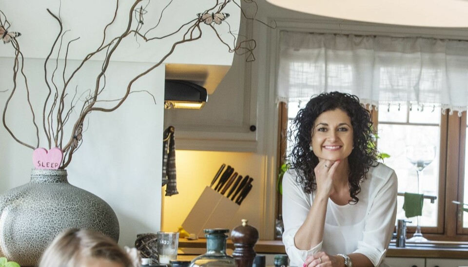 MYE BORTE: - Pendling er vår løsning på tidsklemma, sier Tonje (37) til Foreldre & Barn.