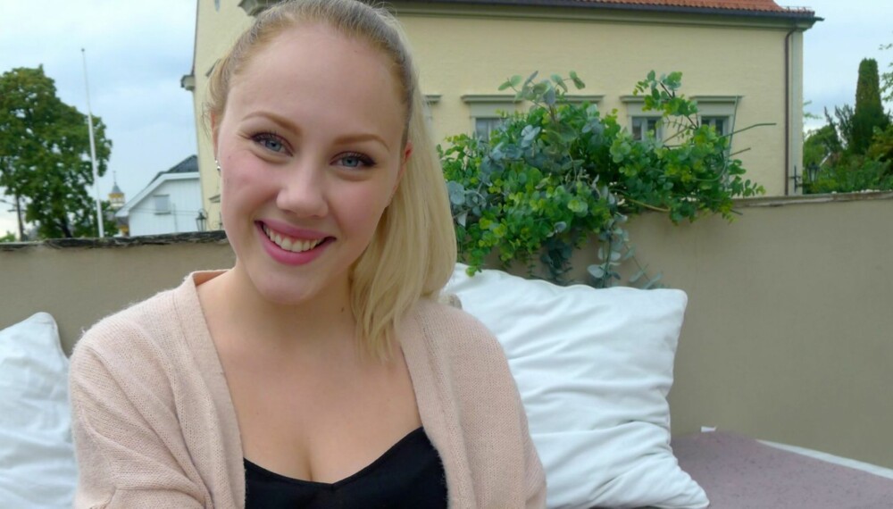 Å rispe seg ga Maria ro
Smerten ble min trygghet
Som liten lærte Maria (20) å låse følelsene. Glede kunne hun vise, men frykt og smerte begravde hun. Tolv år gammel trengte det vonde seg mot overflaten, og Maria fant nøkkelen: små risp i huden. Å rispe seg ga Maria ro
Smerten ble min trygghet
Som liten lærte Maria (20) å låse følelsene. Glede kunne hun vise, men frykt og smerte begravde hun. Tolv år gammel trengte det vonde seg mot overflaten, og Maria fant nøkkelen: små risp i huden.