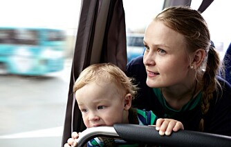 MÅ FULLFØRE SKOLEN: - Noe av det viktigste for om tenåringsmødrene lykkes, er blant annet om de klarer å fullføre skolen slik at de kommer inn på arbeidsmarkedet, sier forsker Elisabeth Hertfelt Wahn. MÅ FULLFØRE SKOLEN: - Noe av det viktigste for om tenåringsmødrene lykkes, er blant annet om de klarer å fullføre skolen slik at de kommer inn på arbeidsmarkedet, sier forsker Elisabeth Hertfelt Wahn.