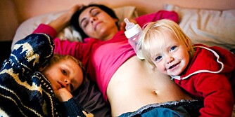 MØDRE SØVN: MØfre bli mer avslapper og sover bedre når de får flere barn.