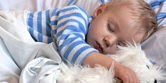 GIOD NATT: Dte er viktig å få seg en god natt søvn, men en real utfordring å få barna til å sove på natten.