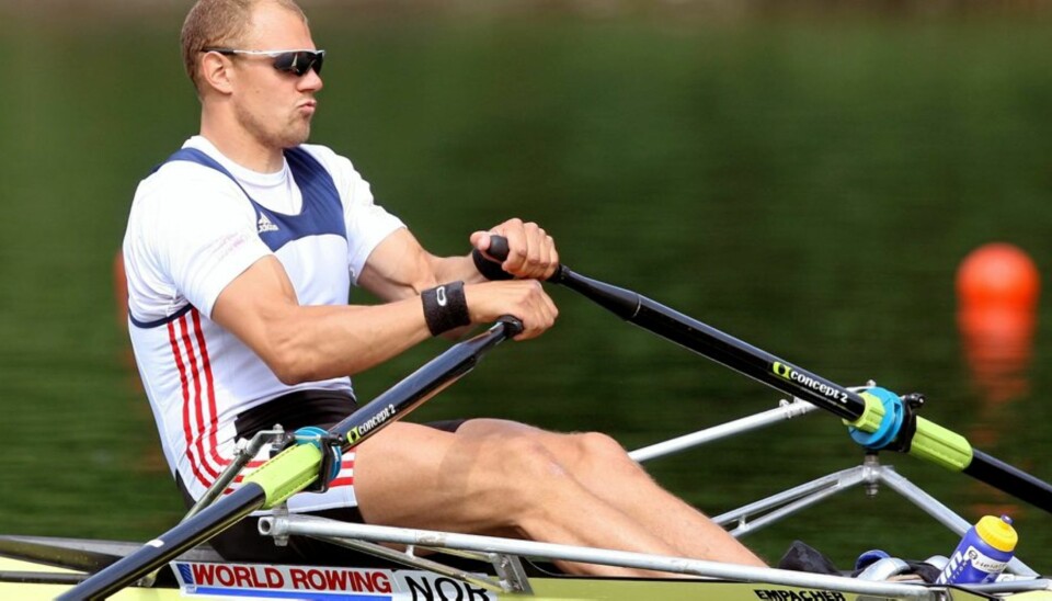 HÅPER PÅ OL-MEDALJE: Olaf Tufte er gårdsgutten som bestemte seg for å bli verdens beste roer. For å bli det må han ofre noe av tiden med datteren sin.