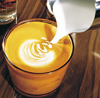 KJÆRE NISSEN: Det kommer i år, som i fjor, til å ligge mange kaffemaskiner under norske juletrær. KJÆRE NISSEN: Det kommer i år, som i fjor, til å ligge mange kaffemaskiner under norske juletrær.