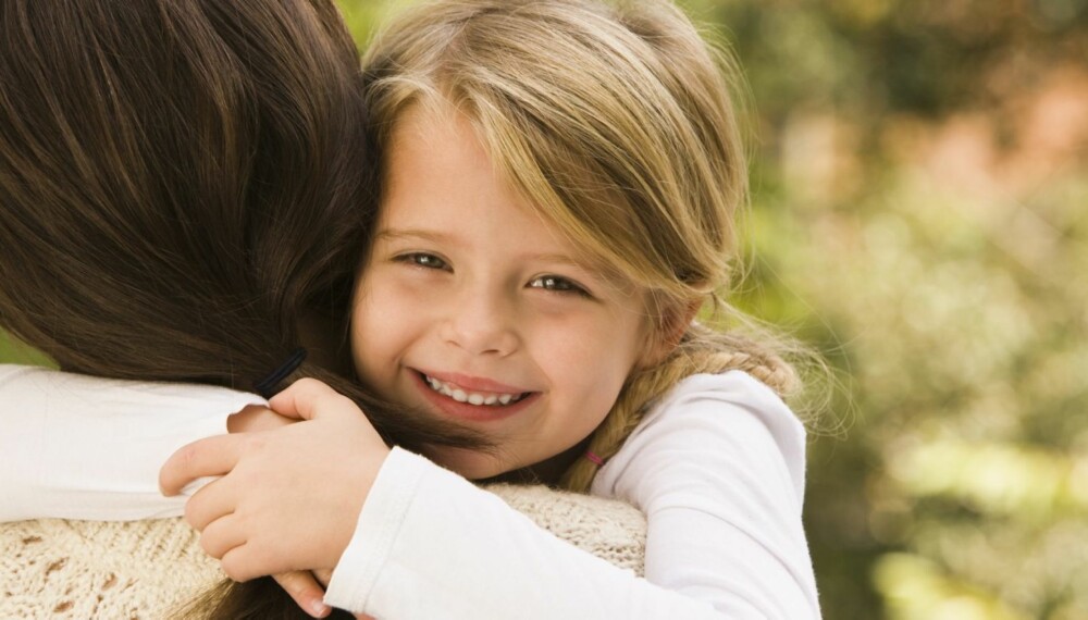 LYKKESTUND: En autoratativ eller myndig oppdragelse er det som skal til for å gjøre barna dine lykkelige.