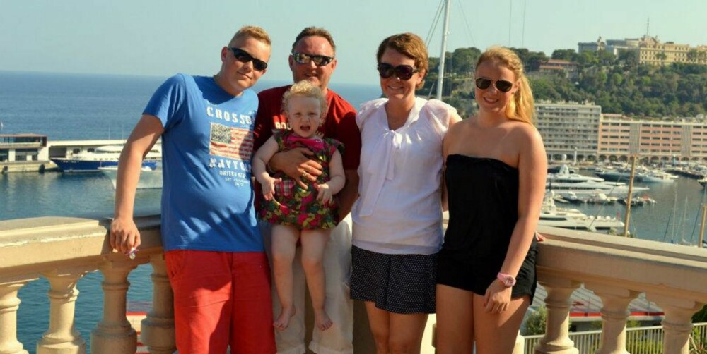 STILLE FØR STORMEN: Familien Vike fra Fosnavåg nøt Frankrike-ferien helt frem til mistejenta Amanda ble syk.