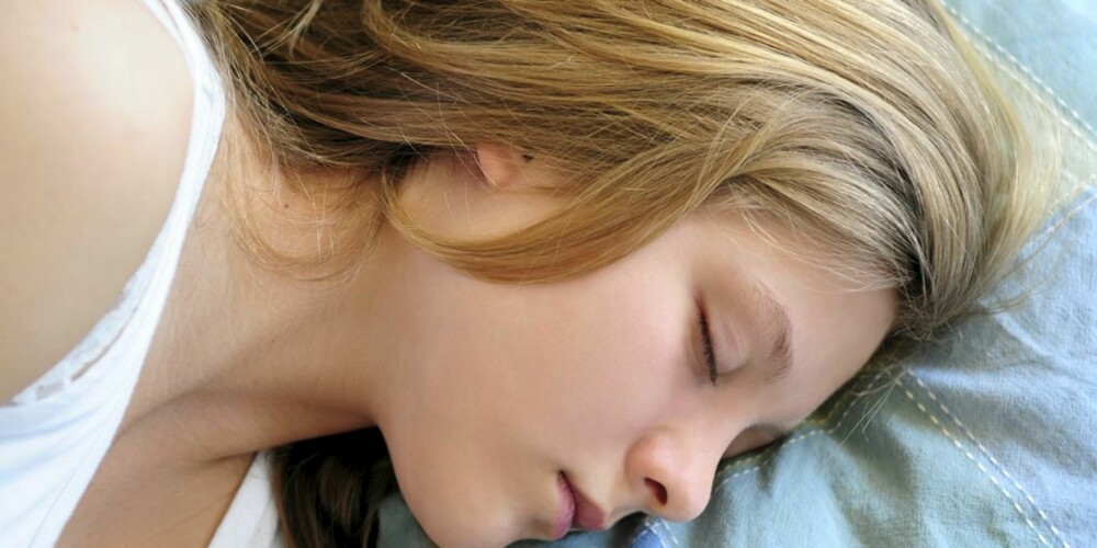 12 TIMERS SØVN: Barn under 12 år trenger 12 timer søvn hver natt for å våkne opplagt.