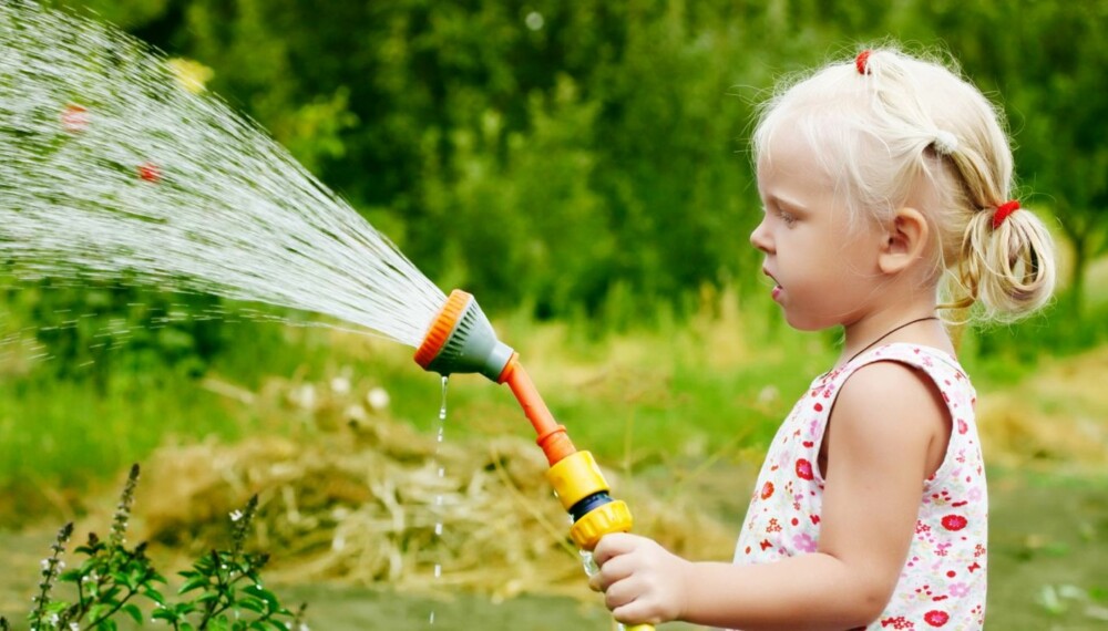 ENKLE PLIKTER: Barnas arbeidsoppgaver i hjemmet må tilpasses alder og modenhet.