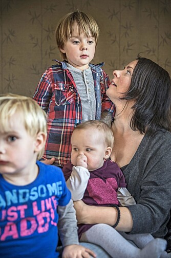 TREBARNSMOR: - Jeg skulle ønske vi hadde tid til å fokusere mer på barna som individer, sa Bente Hellem. TREBARNSMOR: - Jeg skulle ønske vi hadde tid til å fokusere mer på barna som individer, sa Bente Hellem.