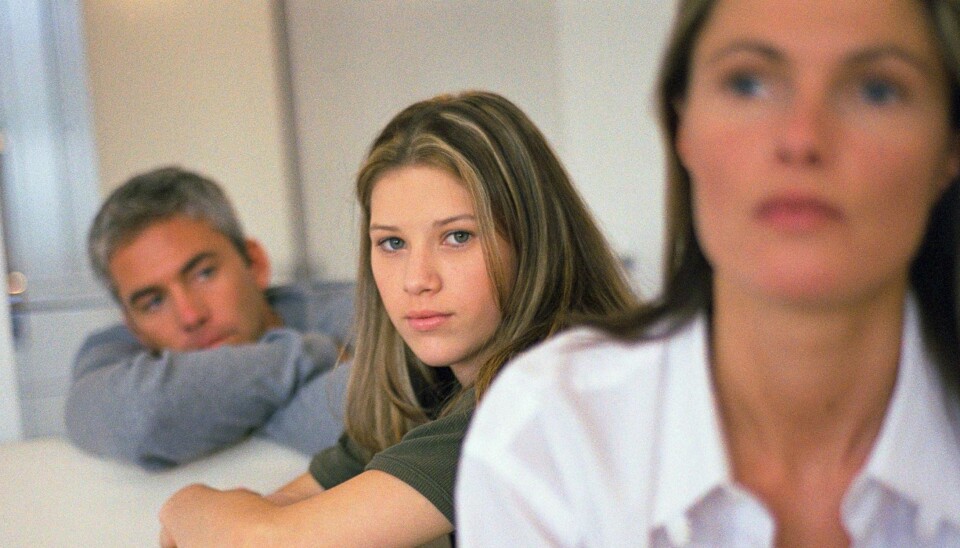 KONFLIKTER: Mange foreldre til tenåringer opplever det som skambelagt å ikke mestre foreldrerollen.