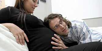FARS GRAVIDITETSSYMPTOMER: Kommende fedre med innlevelsesevne kan få flere av de samme graviditetssymptomene som barnets mor.