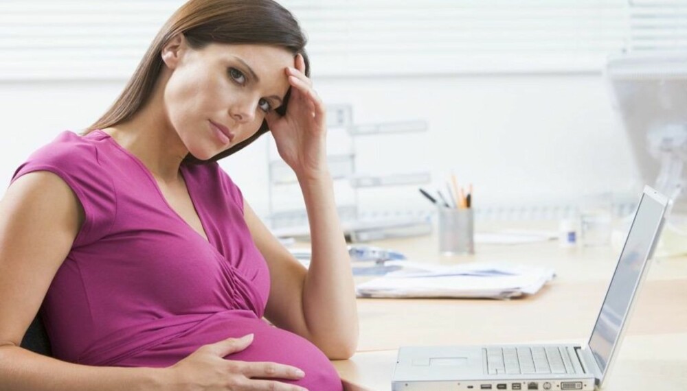 TILRETTELEGGING: Kanskje trenger du litt tilrettelegging av arbeidsdagen etter at du ble gravid. Da er det greit at sjefen tidlig er klar over dine behov.