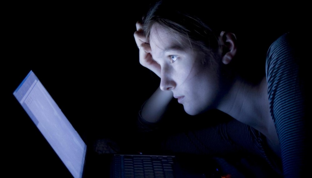 SNOKER: Halvparten av oss mener det er greit at foreldre spionerer på barna på sosiale medier, viser en rapport fra Datatilsynet. SNOKER: Halvparten av oss mener det er greit at foreldre spionerer på barna på sosiale medier, viser en rapport fra Datatilsynet.
