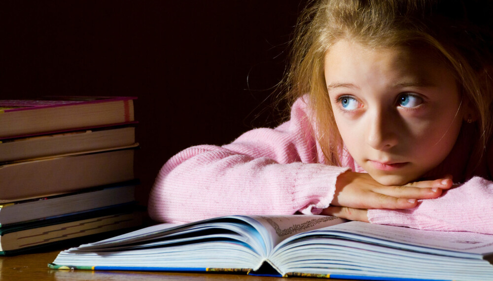 LÆREVANSKER: Hvis barnet ditt sliter på skolen, kan det være nattesøvnen som er årsaken. LÆREVANSKER: Hvis barnet ditt sliter på skolen, kan det være nattesøvnen som er årsaken.