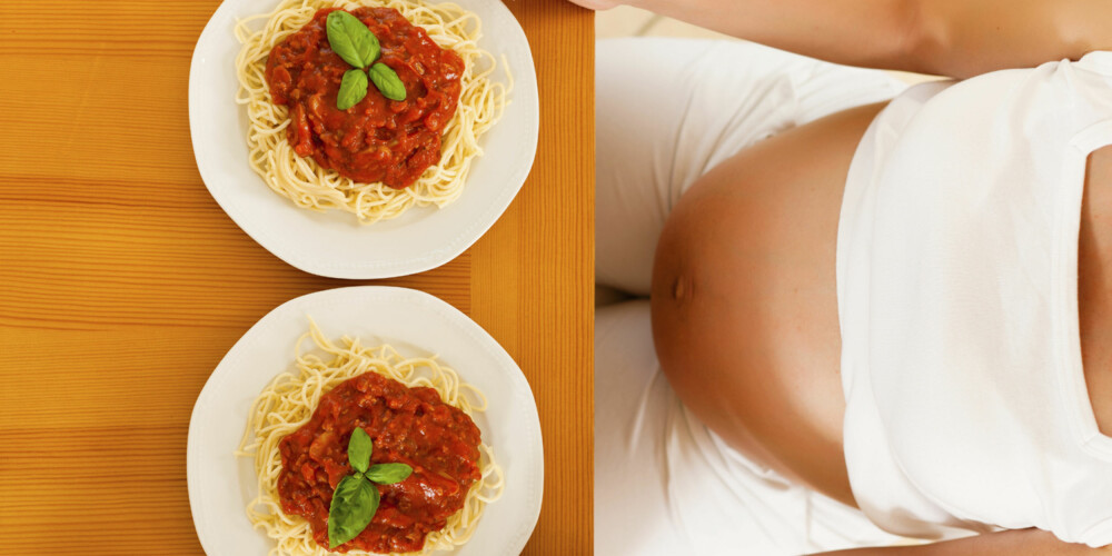 INGEN UNNSKYLDNING: Å være gravid er ikke synonymt med å spise for to.
